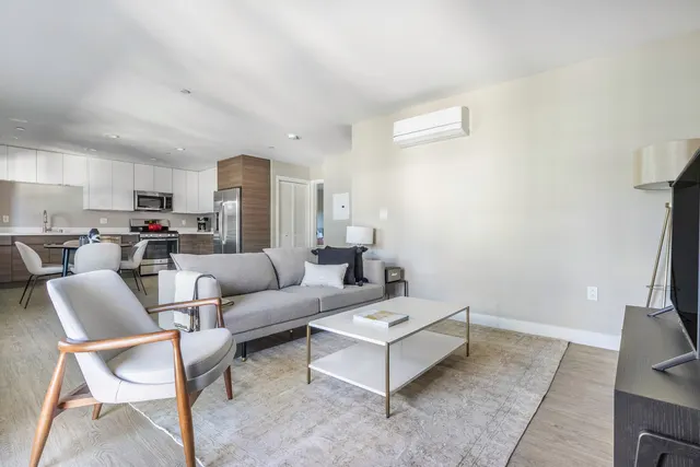 Union Avenue 225