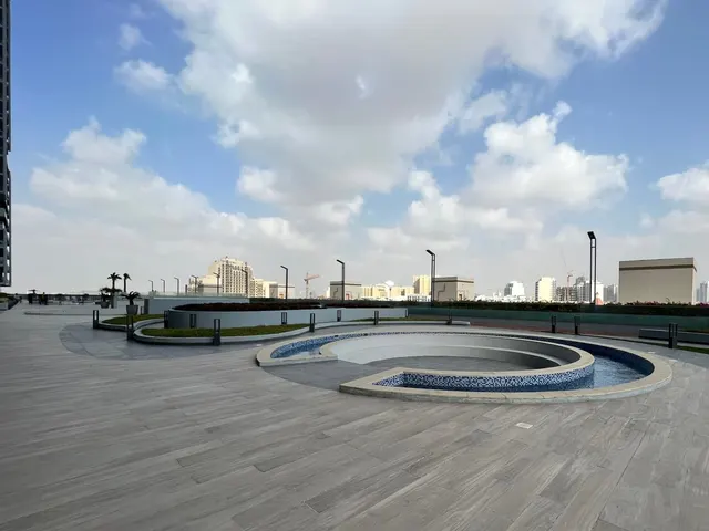 Bloom Towers - Dubai - United Arab Emira