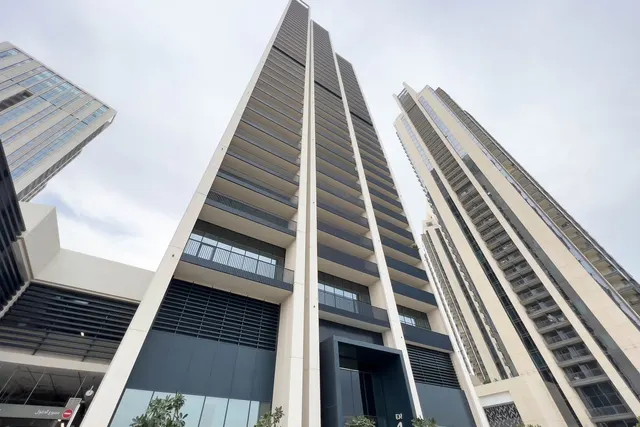 Harbour Gate Tower 2 - 1st Street - Duba