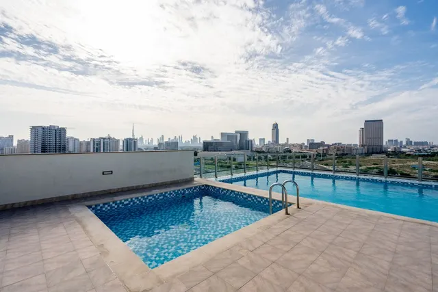 Iris amber - Dubai - United Arab Emirate