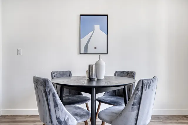 Broadway 3093