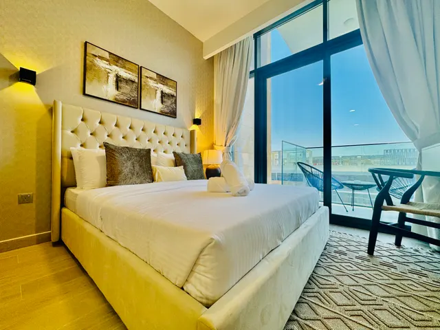 Al Meydan St. 902
