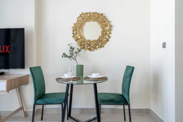 Farhad Azizi Residence, Healthcare City