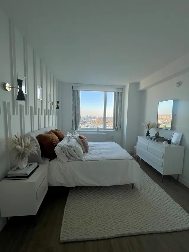 3rd Avenue 2319