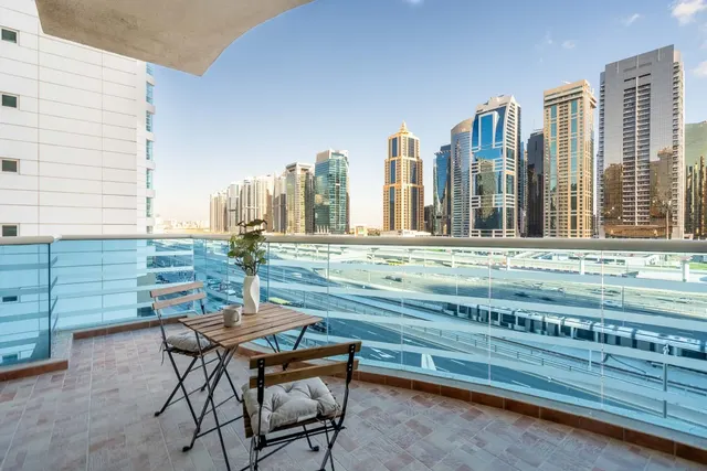 Cascades tower - Dubai - United Arab Emi
