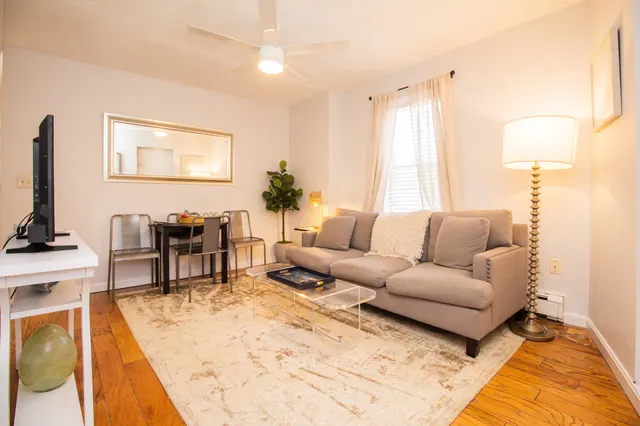 1004 Tremont Street