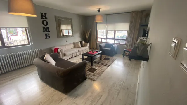 1400. Sokak 16 em Ankara, Turquia