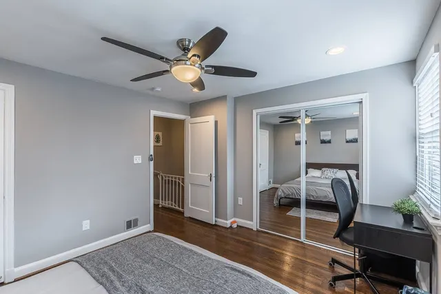 220 Wesmond Dr