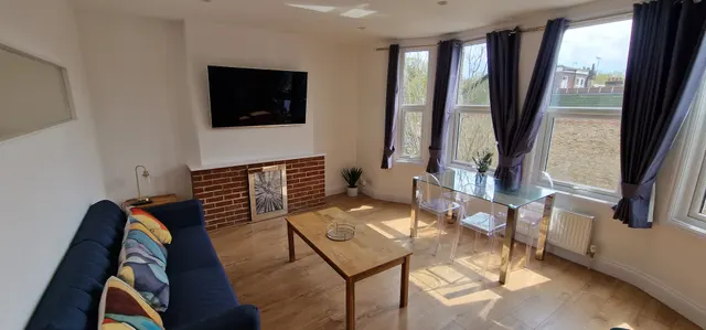 57 Temple Road em Croydon, Reino Unido