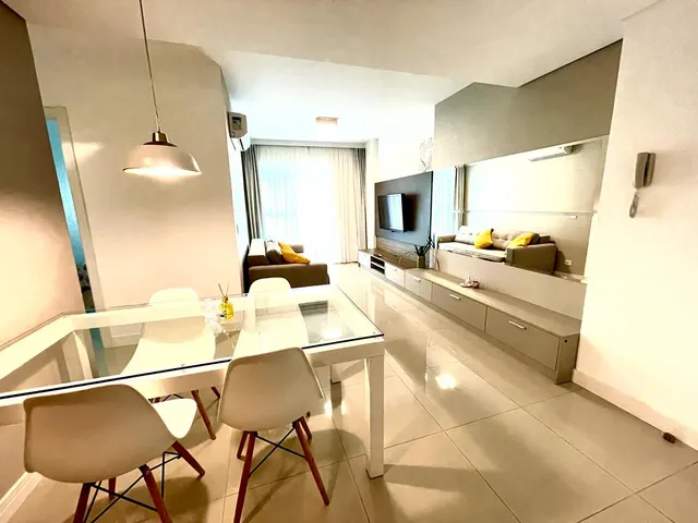 Avenida Visconde de Guarapuava 3806 in Curitiba, Brazil