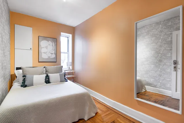 East 61st Street 405