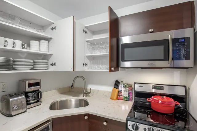 220 West 14th Street