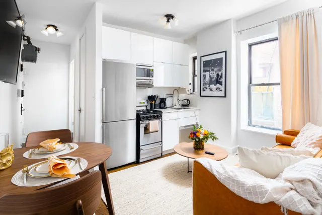 East 7th Street 117