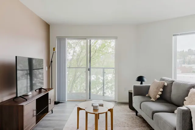 Union Bay Place Northeast 4609