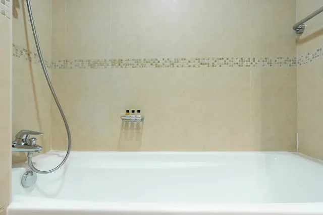 Goldcrest Views 1 - Dubai - United Arab