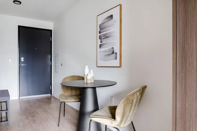 23rd Avenue 1122