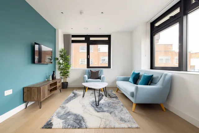 Harlequin Avenue em Brentford, Reino Unido