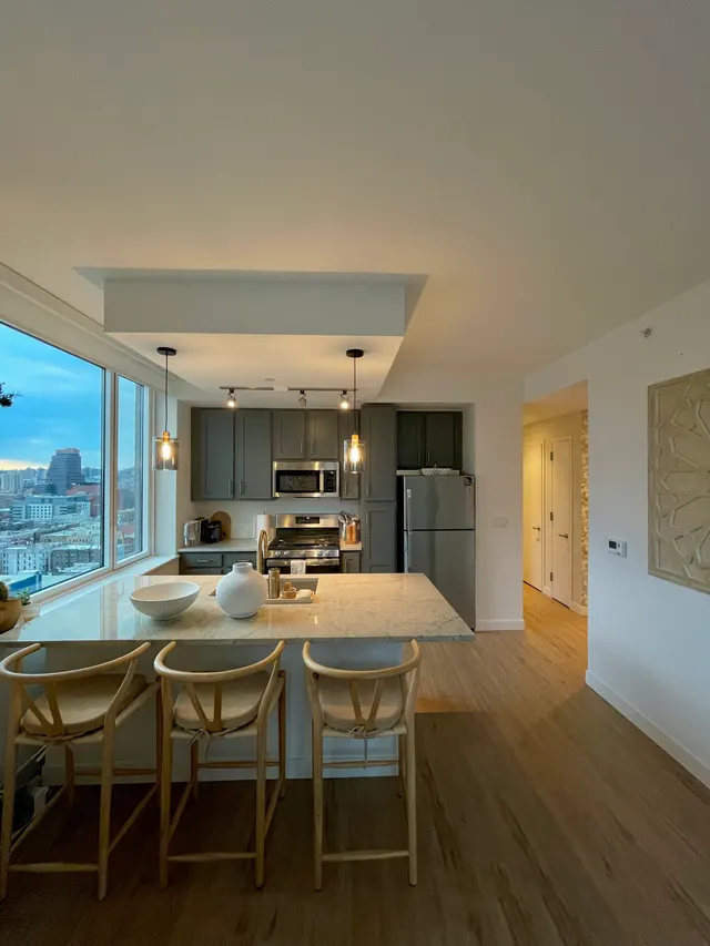 3rd Avenue 2319