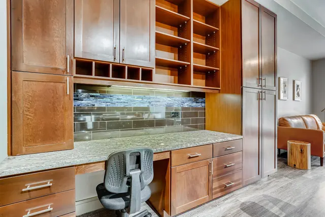 3201 Esperanza Crossing