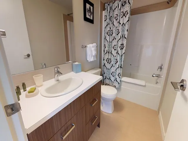 10410 - 102 Ave NW 10410