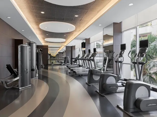 90 Sukhumvit Soi 24, Klongton