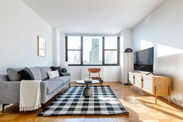 240 East 27th Street