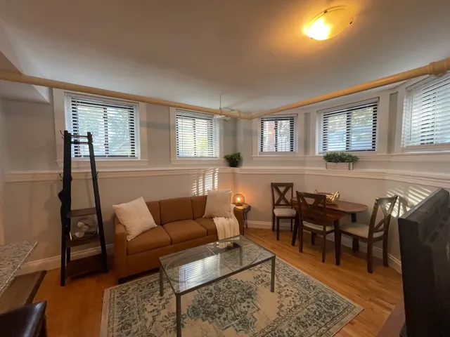 39 Glenville Avenue