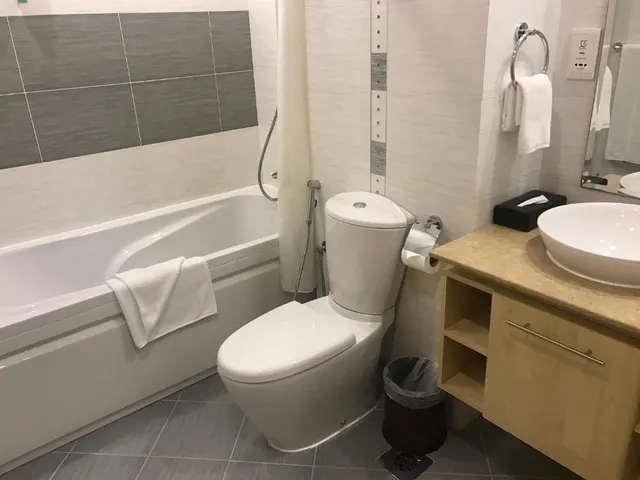 Juffair Avenue 87