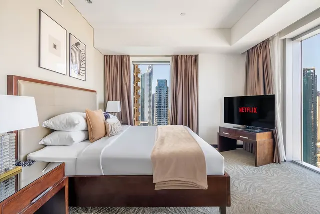 Dubai Marina Mall - Sheikh Zayed Road -