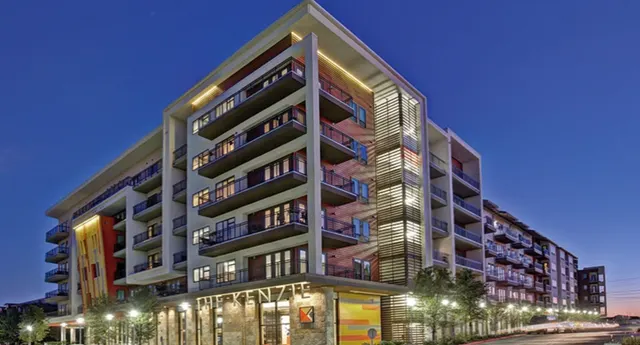 3201 Esperanza Crossing