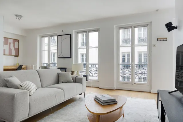 Rue de Berri 48 i Paris, Frankrig