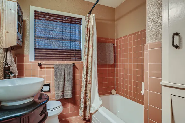 9910 Pine Lake Drive