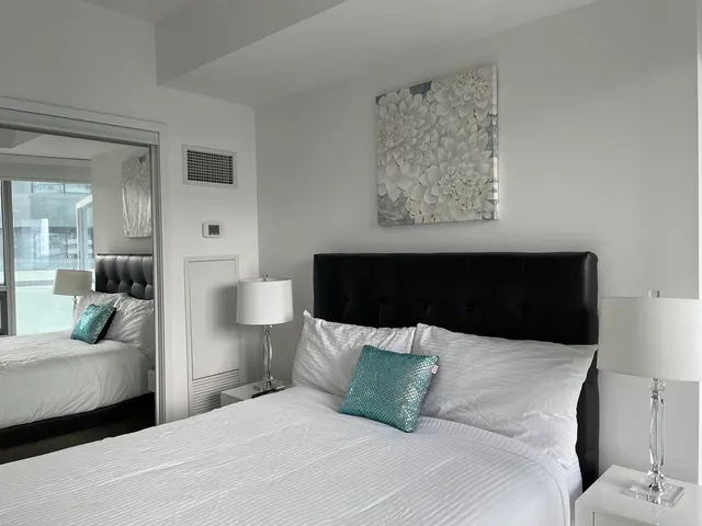 12-14 York St 14