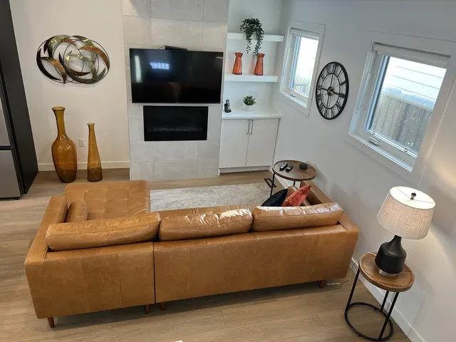 2017/2015/603 20th Ave NW 603 i Calgary, Canada