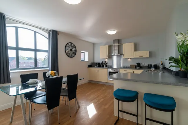 9-24 Brook Street em Derby, Reino Unido