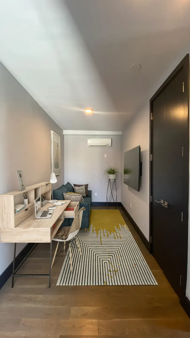 Grand Street 475