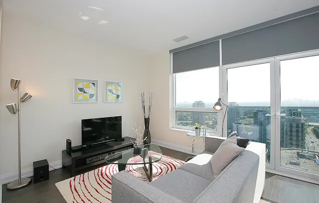 2 Anndale Road, Toronto M2N 7K1, CA 2