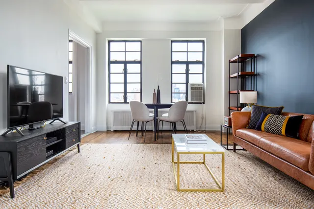 Sheridan Square 10