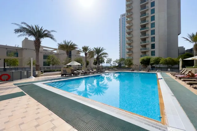 Links East Tower - Dubai - United Arab E