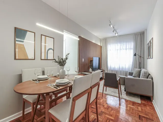 Rua Haddock Lobo 1005