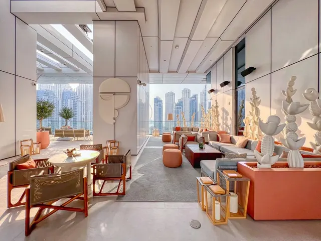 Vida Dubai Marina & Yacht Club - Dubai -
