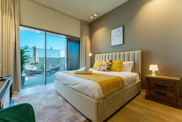 Jumeirah Village Circle 111