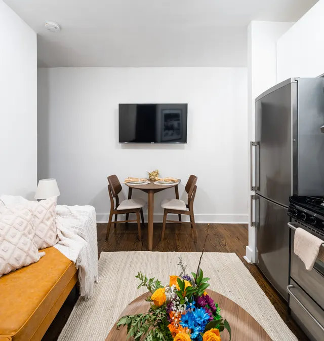 East 7th Street 117