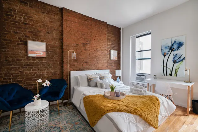 East 75th Street 327