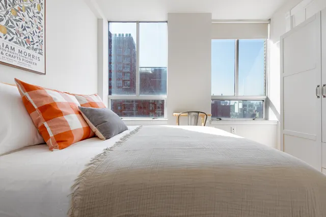 41st Avenue 29