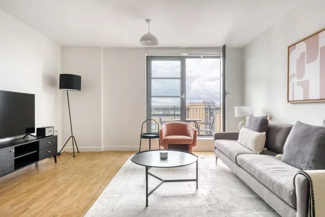 Commercial Road 590 em London, Reino Unido