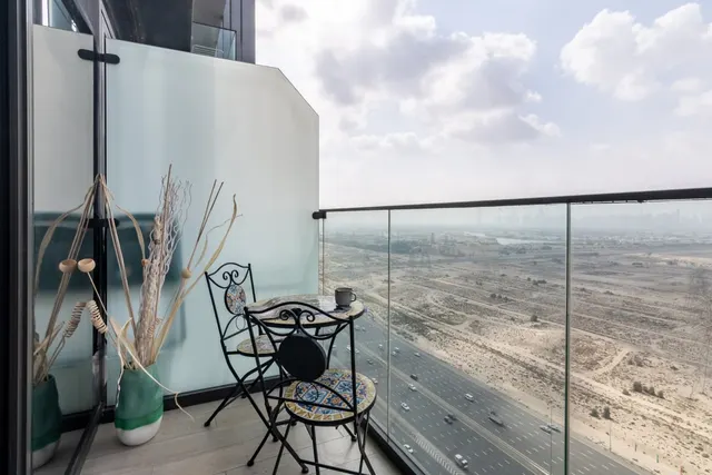 Bloom Towers - Dubai - United Arab Emira