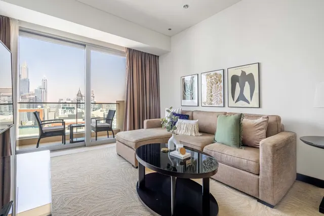 Dubai Marina Mall - Sheikh Zayed Road -