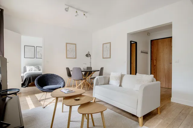 Rue Mesnil 17 i Paris, Frankrig