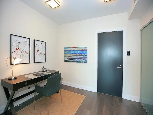 2 Anndale Dr 2